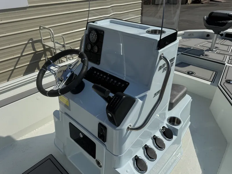 Slide: The Image of Excel 220 Bay Pro Elite 2026 - 6