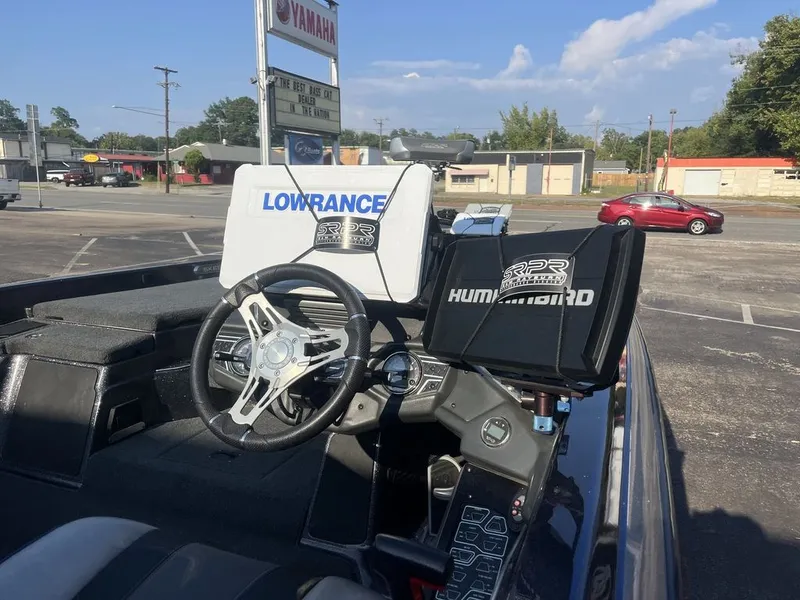 Slide: The Image of Skeeter FXR21 2021 - 16