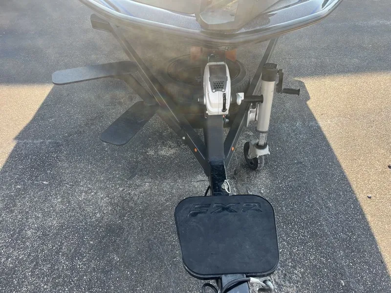 Slide: The Image of Skeeter FXR21 2021 - 30