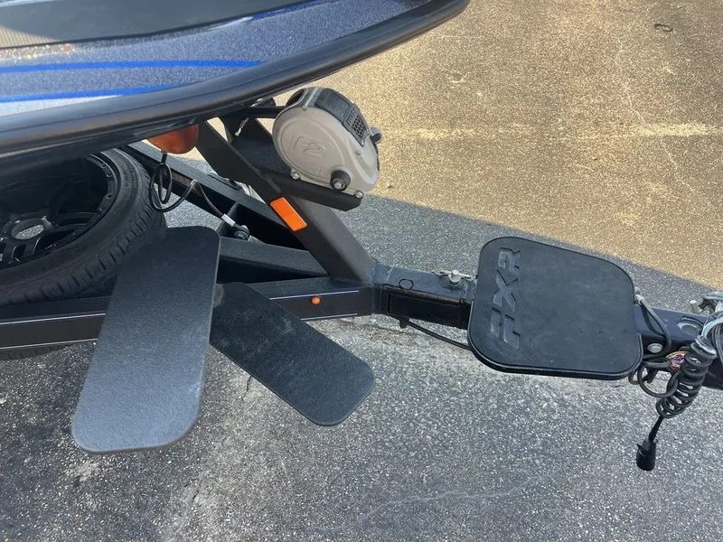 Slide: The Image of Skeeter FXR21 2021 - 31