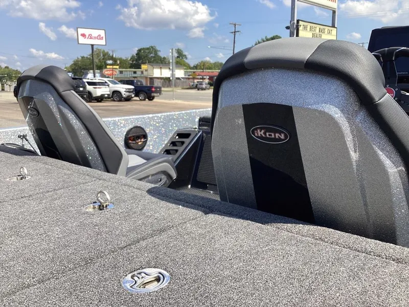 Slide: The Image of Ikon LX21 2025 - 22