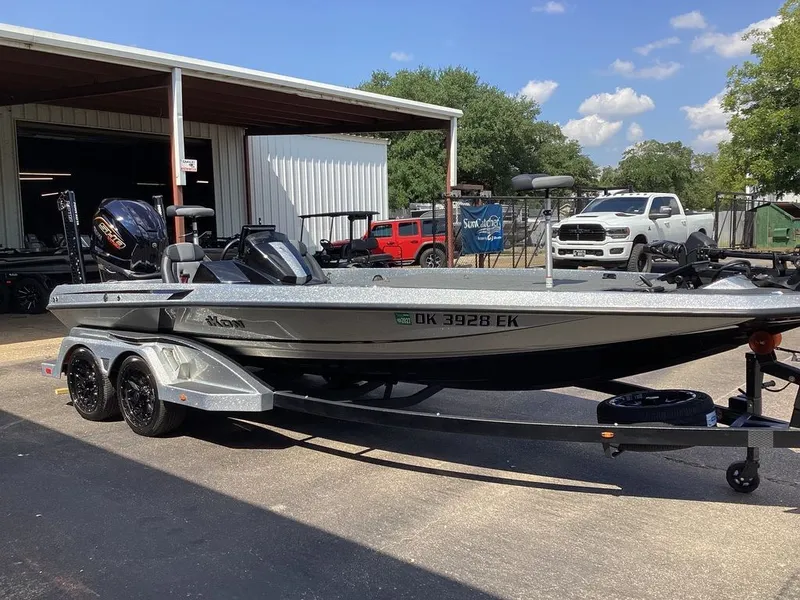 Slide: The Image of Ikon LX21 2025 - 3