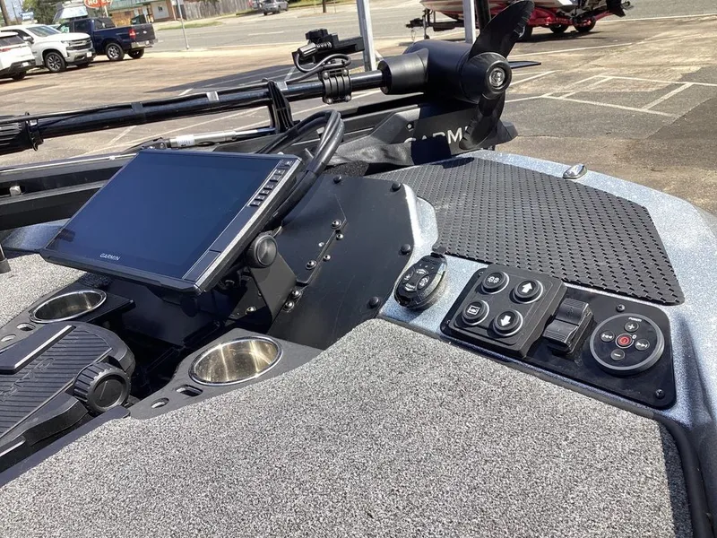 Slide: The Image of Ikon LX21 2025 - 32