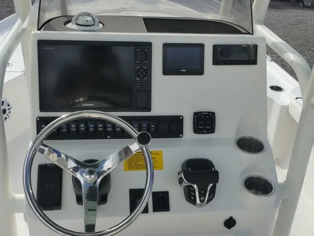 Slide: The Image of Key West 250 Bay Reef 2026 - 18