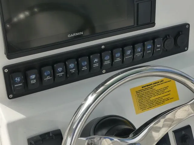 Slide: The Image of Key West 250 Bay Reef 2026 - 24