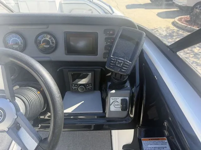 Slide: The Image of Yamaha SX210 2018 - 20