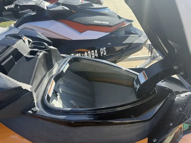 Slide: The Image of Sea-Doo GTR 2013 - 10