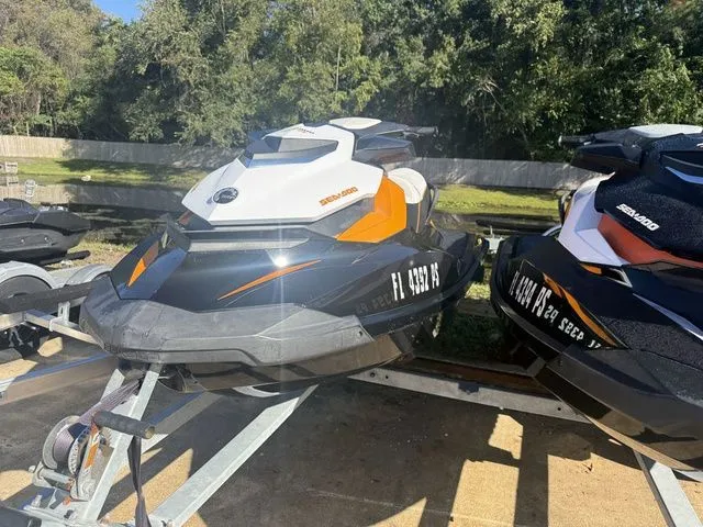 Slide: The Image of Sea-Doo GTR 2013 - 5