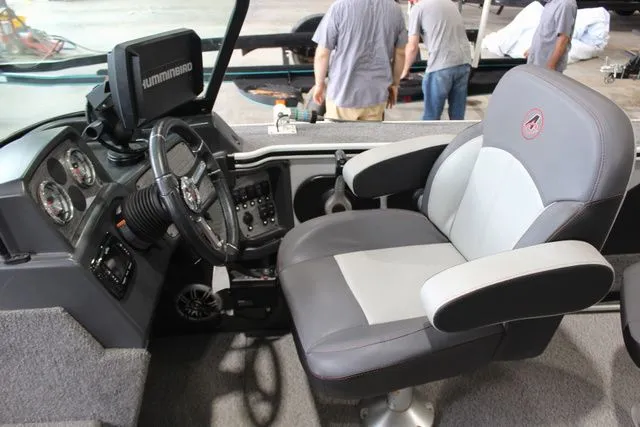 Slide: The Image of Alumacraft 205 Trophy 2018 - 20
