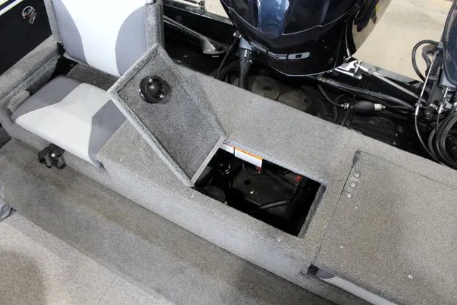 Slide: The Image of Alumacraft 205 Trophy 2018 - 29