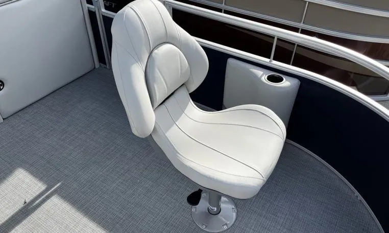 Slide: The Image of Starcraft LX 18 F 2024 - 5