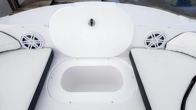 Slide: The Image of Stingray 192 SC 2026 - 15