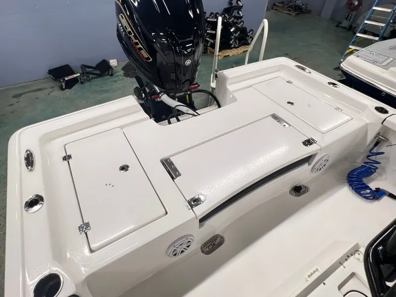 Slide: The Image of Tidewater 2410 Bay Max 2023 - 4