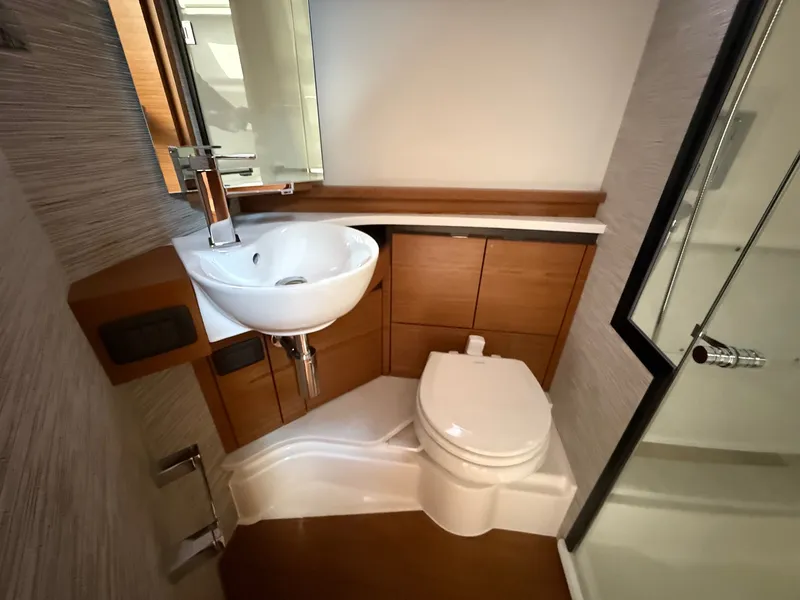 Slide: The Image of Tiara 48LS 2026 - 15