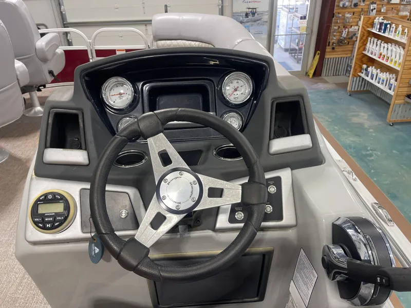 Slide: The Image of Ranger RP220FC 2021 - 9