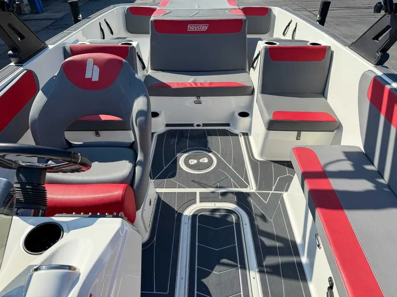 Slide: The Image of Heyday WT-2 2018 - 10