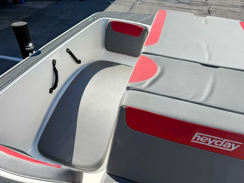 Slide: The Image of Heyday WT-2 2018 - 15