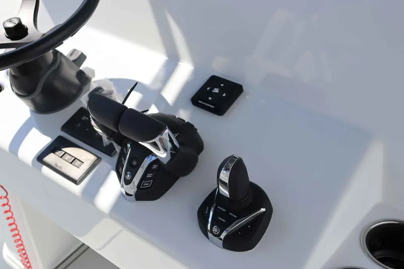 Slide: The Image of Yellowfin 36 Offshore 2026 - 28