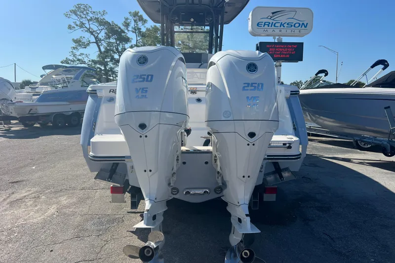 Slide: The Image of 2025 Robalo R270 Center Console with twin 250 V6 engines at Erickson Marine. - 5