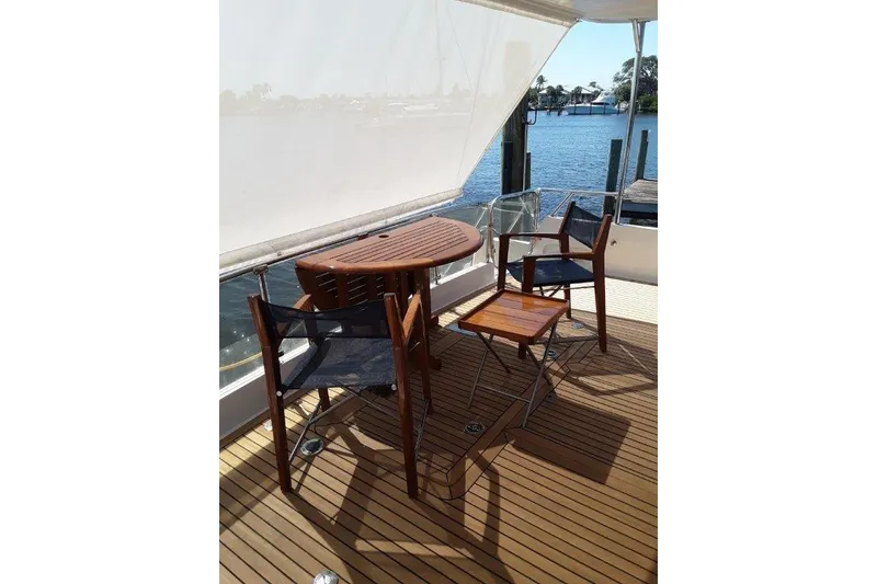 Slide: The Image of Cockpit - Outdoor seating - 14