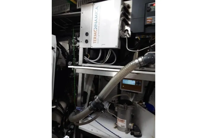 Slide: The Image of Engine room showing the AC system with Termodinamica equipment. - 50