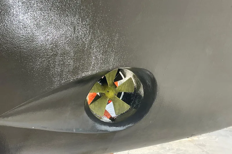 Slide: The Image of Bow Thruster - 52