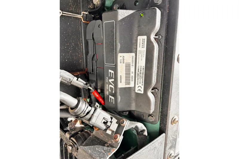Slide: The Image of Engine control unit of a 2014 Cutwater C-28 boat, featuring Volvo Penta EVC-E system. - 34
