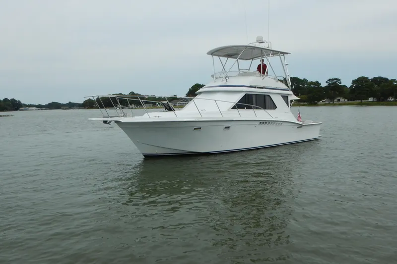 Slide: The Image of Chris-Craft 392 Commander - 2