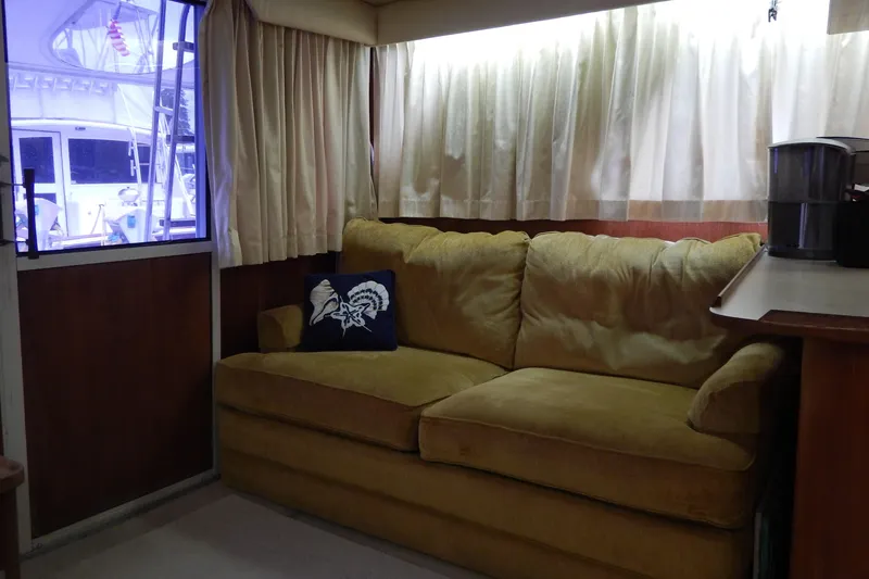 Slide: The Image of Chris-Craft 392 Commander - 20