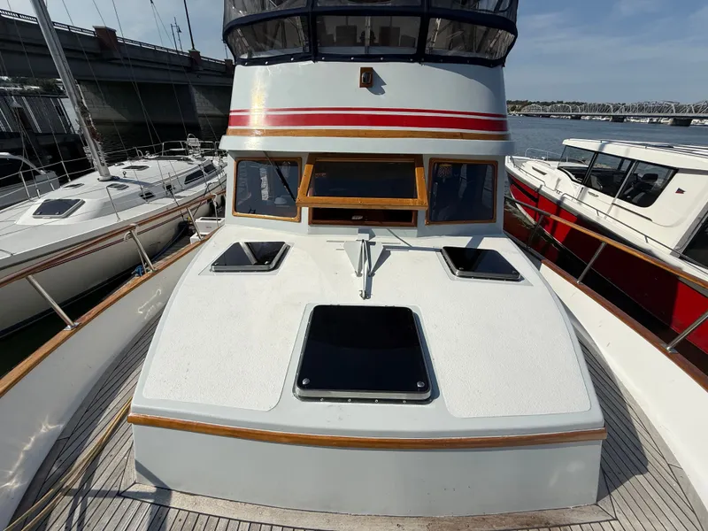 Slide: The Image of Marine Trader Tri-cabin 1986 - 2