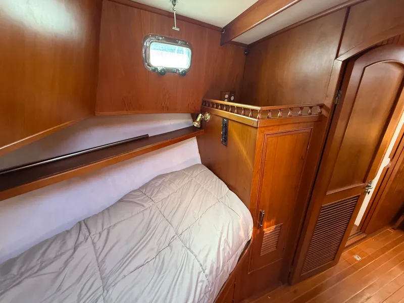 Slide: The Image of Marine Trader Tri-cabin 1986 - 24