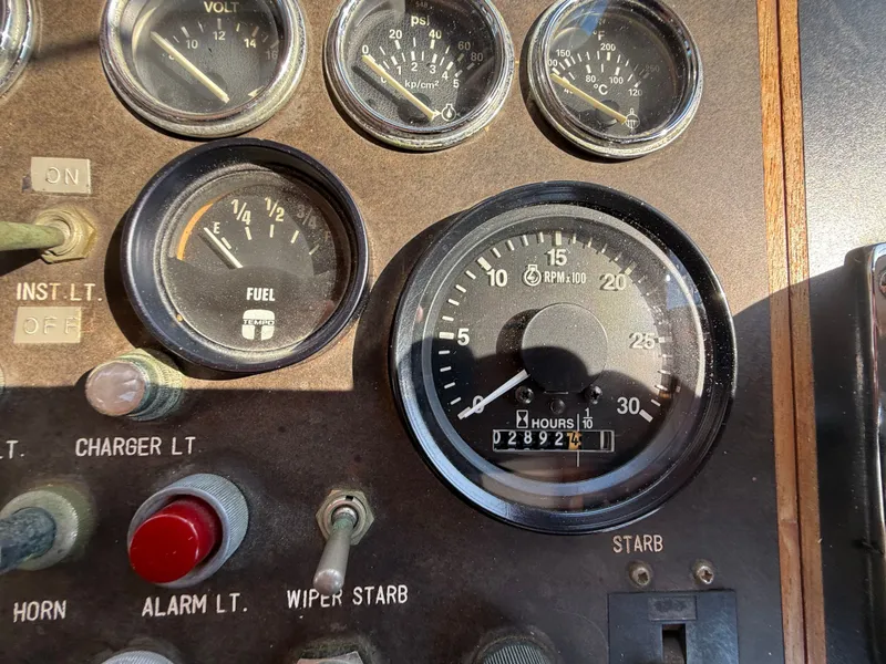 Slide: The Image of Marine Trader Tri-cabin 1986 - 8