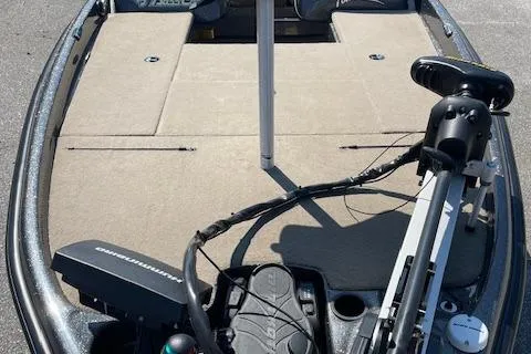 Slide: The Image of 2015 Bass Cat Pantera II fishing boat deck with trolling motor. - 4