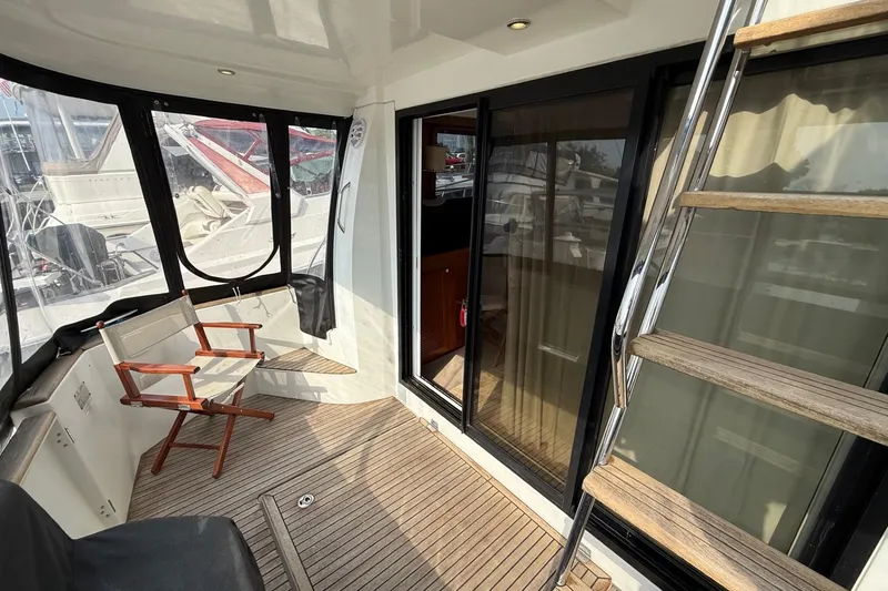 Slide: The Image of Beneteau Swift Trawler 34 - 10