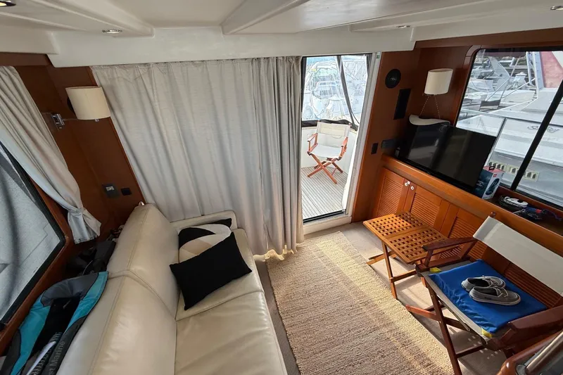 Slide: The Image of Beneteau Swift Trawler 34 - 17