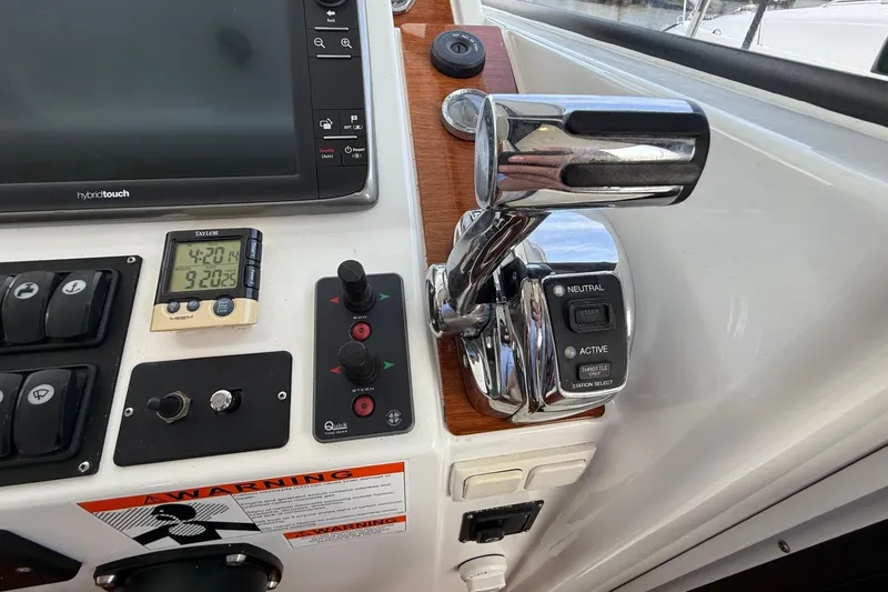 Slide: The Image of Beneteau Swift Trawler 34 - 21