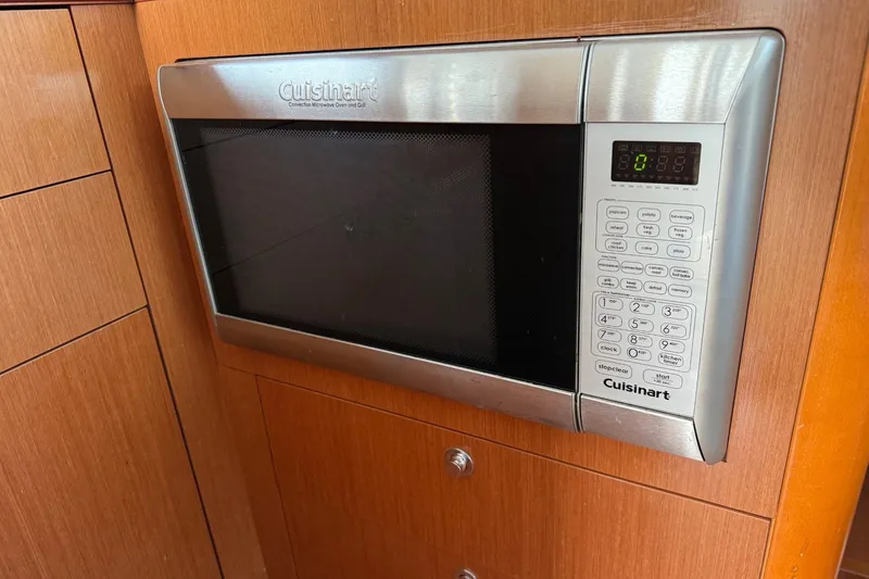 Slide: The Image of Beneteau Swift Trawler 34 - 25