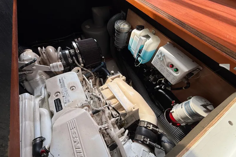 Slide: The Image of Beneteau Swift Trawler 34 - 33