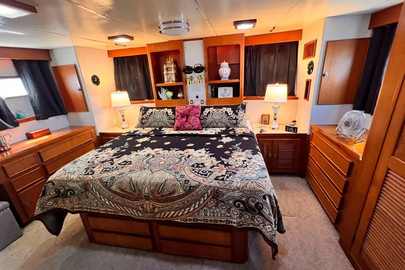Slide: The Image of Luxurious bedroom interior of 1985 Hartman-Palmer 60 Flush Deck Motor Yacht. - 43