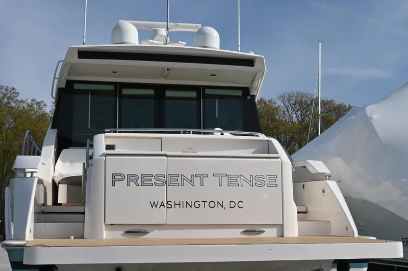 Slide: The Image of Tiara 44 Coupe 2017 with Garmin xHD2 radar on mount - 25