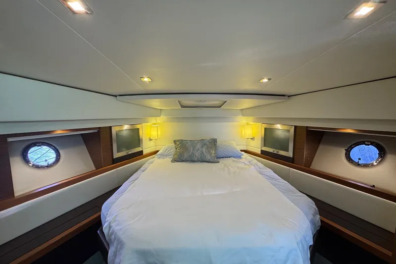 Slide: The Image of master bath - 39