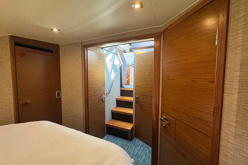 Slide: The Image of master bath - 40