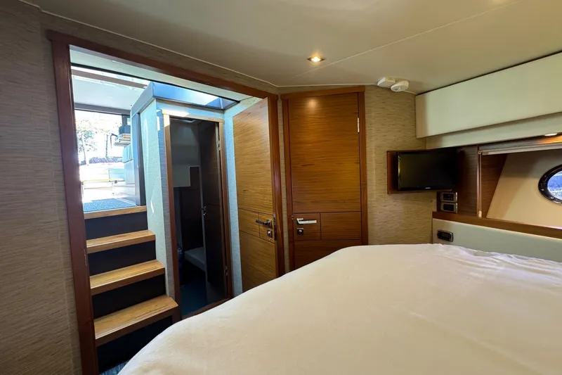 Slide: The Image of Guest Cabin - 42