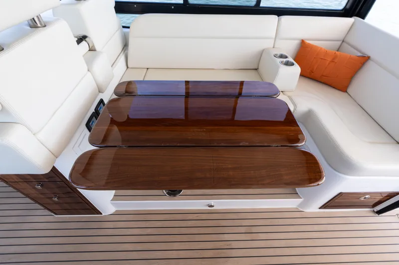 Slide: The Image of 2023 MJM Yachts 4 model with spacious deck and comfortable seating on the water. - 27
