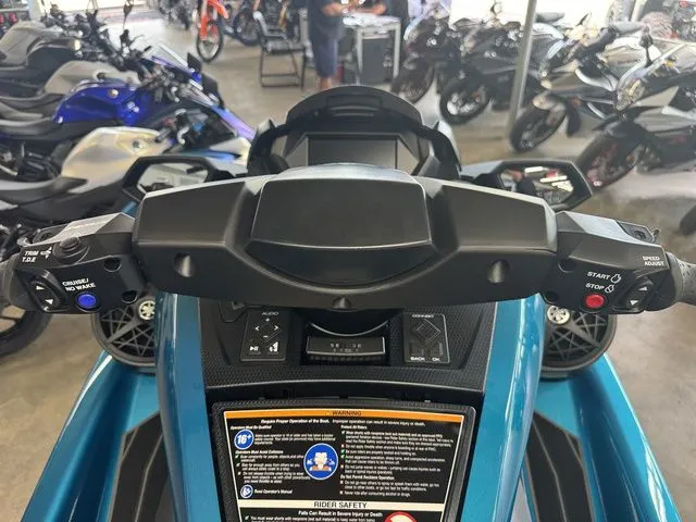 Slide: The Image of Yamaha FX Cruiser SVHO 2026 - 9