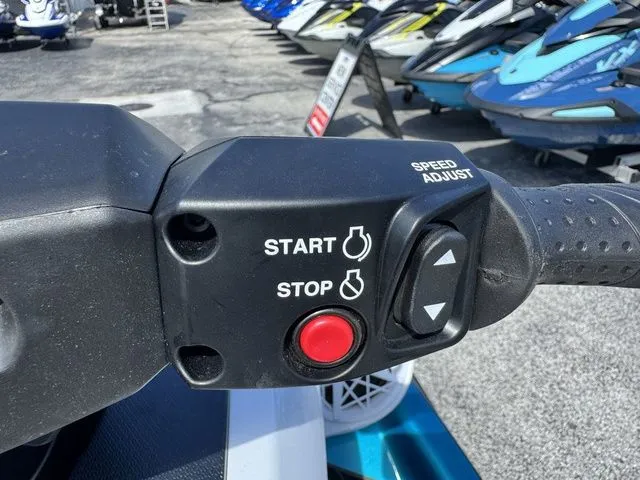 Slide: The Image of Yamaha FX Cruiser HO 2026 - 12