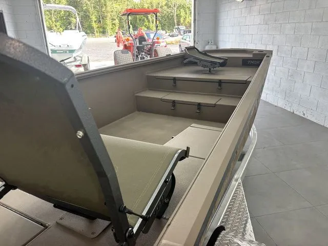 Slide: The Image of 2026 Thor Boats 1754 Timber Hammer Elite on trailer. - 8