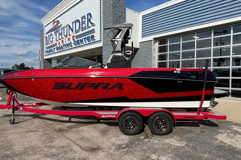Slide: The Image of 2019 Supra SL 450 boat in red and black at Big Thunder Marine. - 5