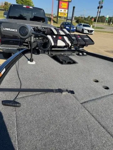 Slide: The Image of Ranger Z520R 2023 - 4