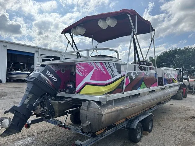 Slide: The Image of Playbuoy Calypso 1999 - 4